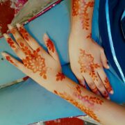 Back hand mehndi